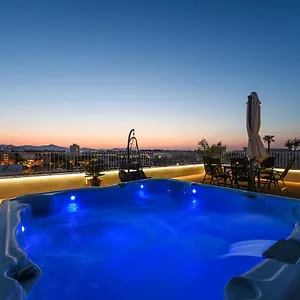 Apartment Sunset Penthouse With Spectacular View And Jacuzzi, Zadar